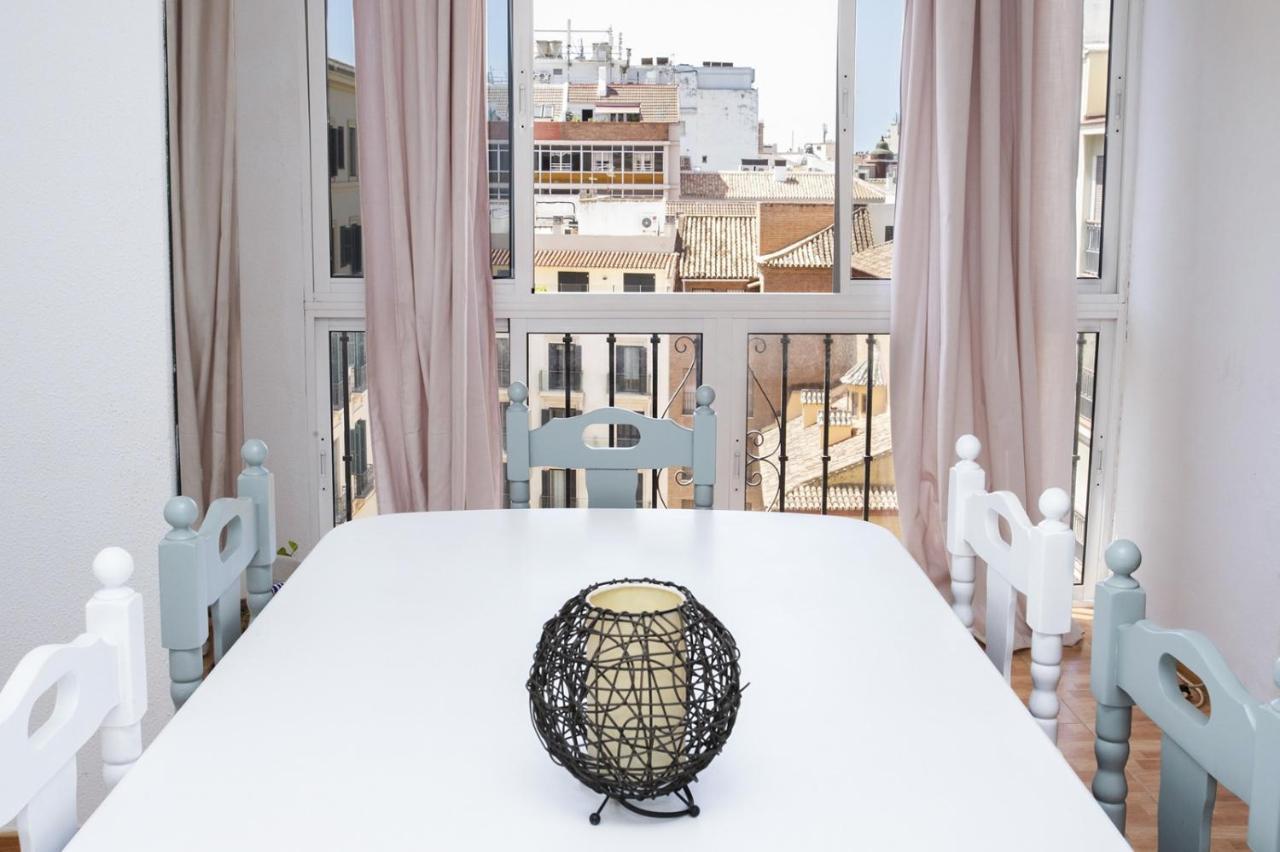 Piso Plaza De Las Flores Malaga Zewnętrze zdjęcie